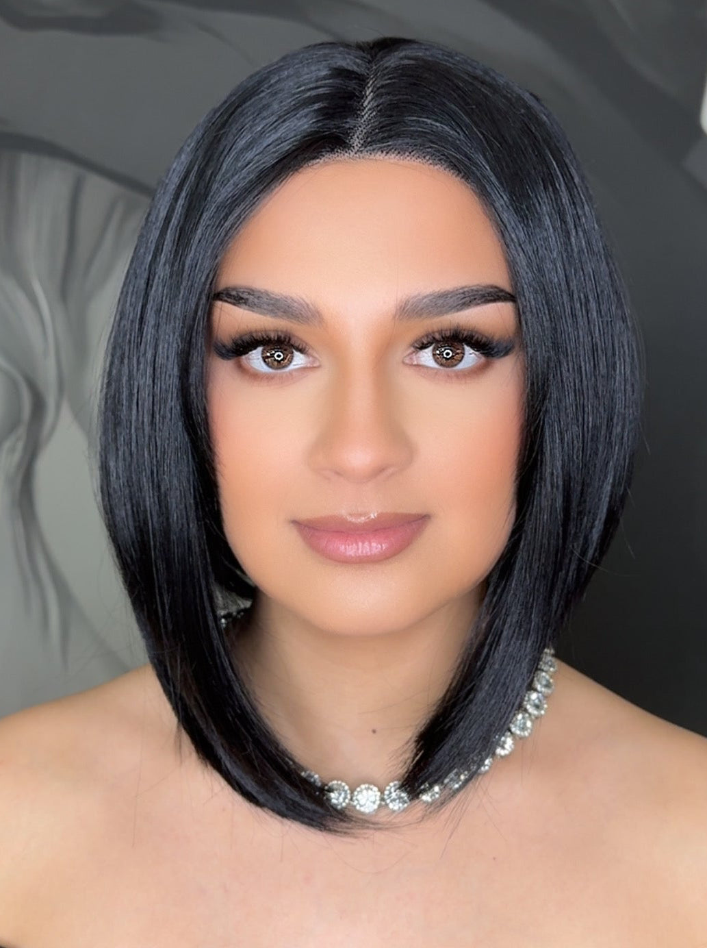 Peruca cu Dantela  Bob Asimetric  LIA  Brunet